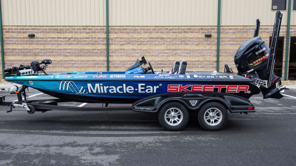 http://www.heartsmarine.com/004_eliteboats2017_altonjonessr_0.jpg