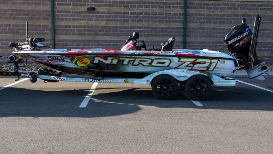 http://www.heartsmarine.com/099_eliteboats2017_edwinevers_0.jpg